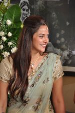 Ahana Deol at Ahana Deol gets engaged to Delhi based businessman Vaibhav Vora in their residence, Juhu Scheme, Mumbai on 25th June 2013 (2).jpg